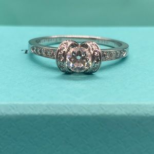 💎Tiffany & Co. Ribbon Diamond Engagement Ring in Platinum